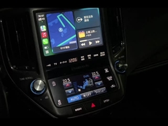 Cosmo Toyota Crown kablosuz Carplay demo